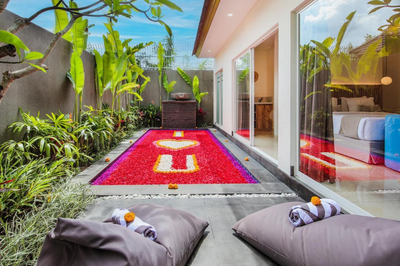 Le Cielo Romantic Villas By Maviba Seminyak Eksteriør billede
